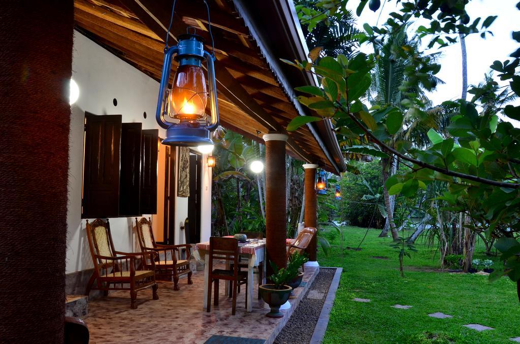 Aknara Rest Otel Weligama Dış mekan fotoğraf